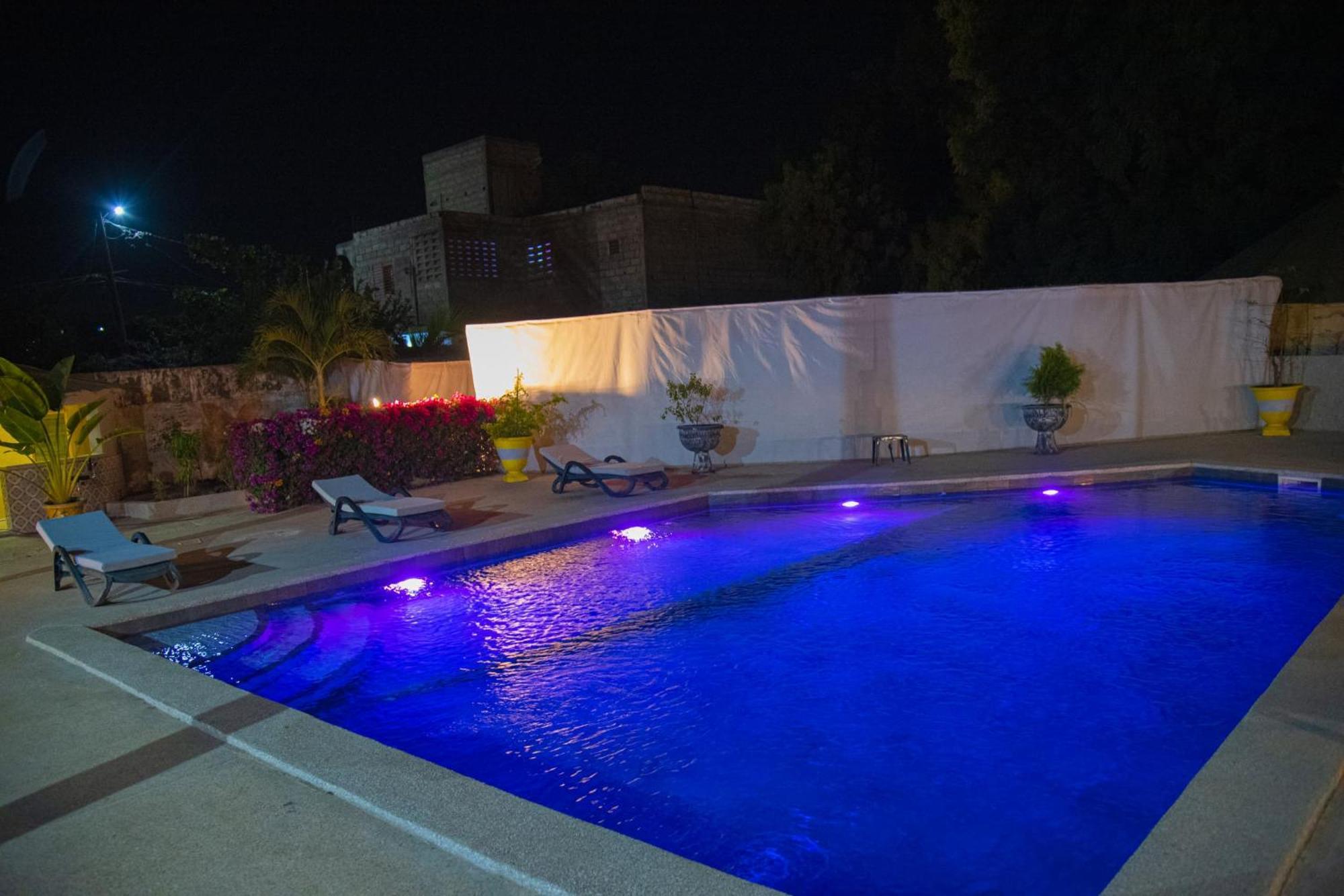 Chambres D'Hotes Villa Luciana Saly Exteriör bild
