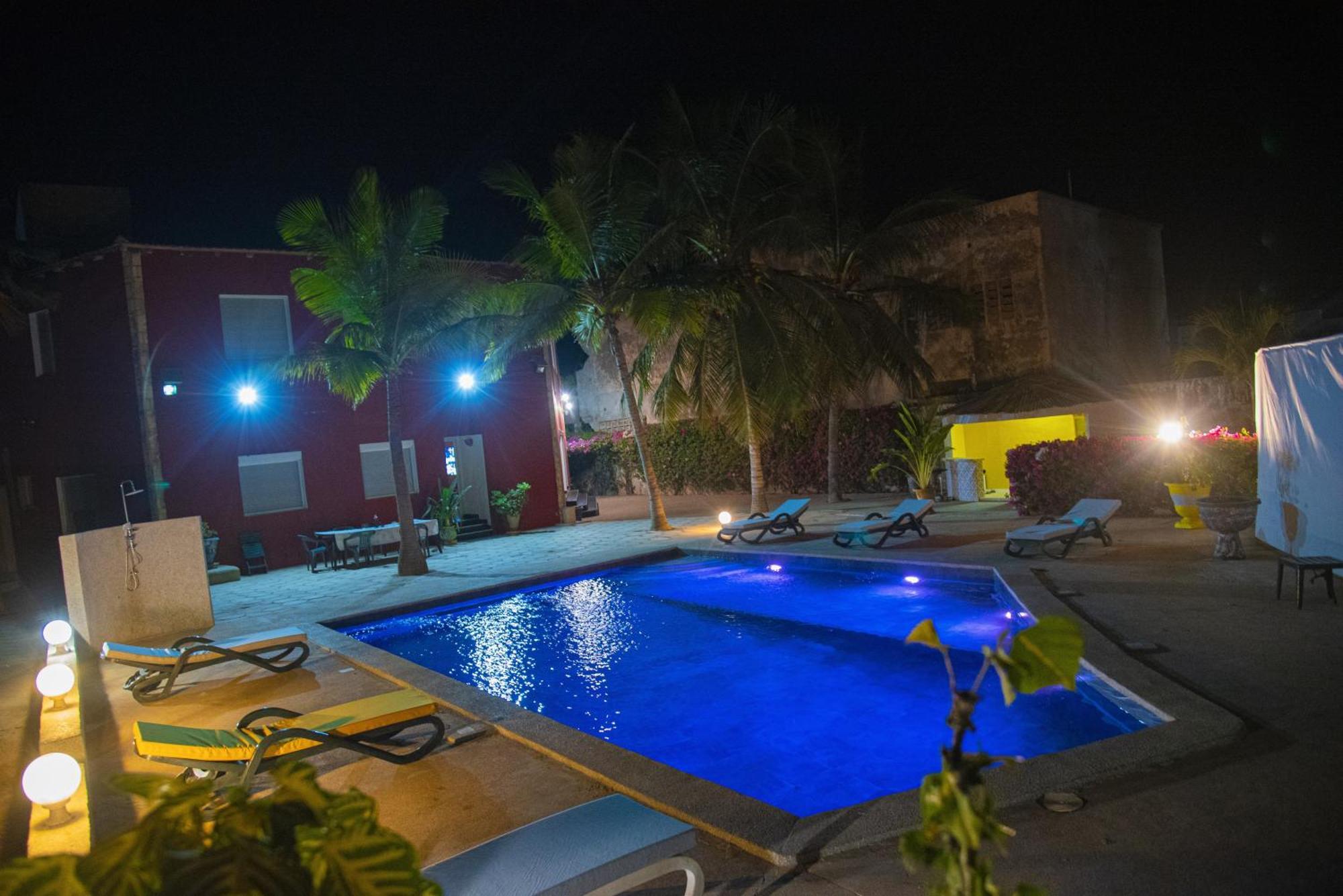 Chambres D'Hotes Villa Luciana Saly Exteriör bild